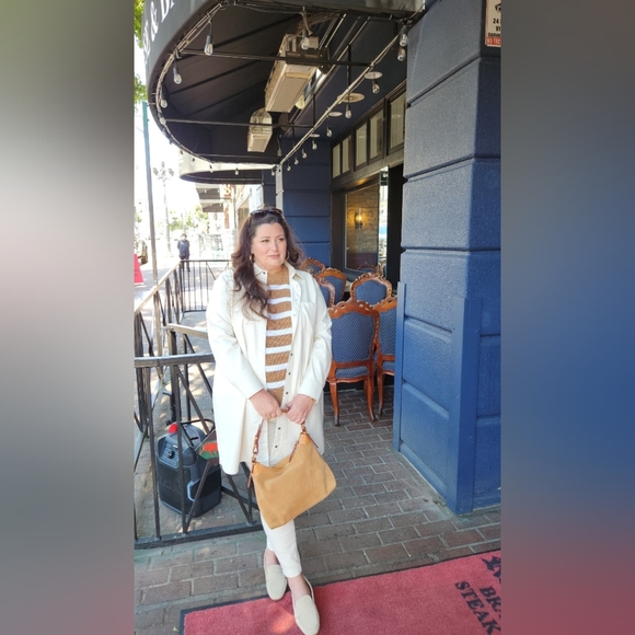 Meet your Posher, Sandra - Picture 4 of 16